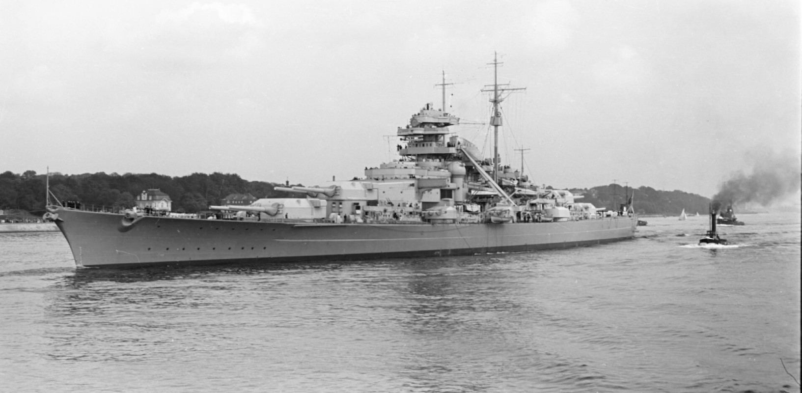 1940年俾斯麦号战列舰海试期间的真实档案照片